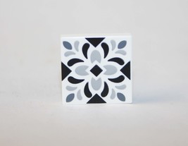 Minifigure Grey And Black Ornamental Floor Tile 2X2 Construction Piece B... - $2.05