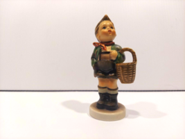 Goebel Hummel W Germany Figurine 513/0 Village Boy with Basket 4&quot; Tall - £19.73 GBP