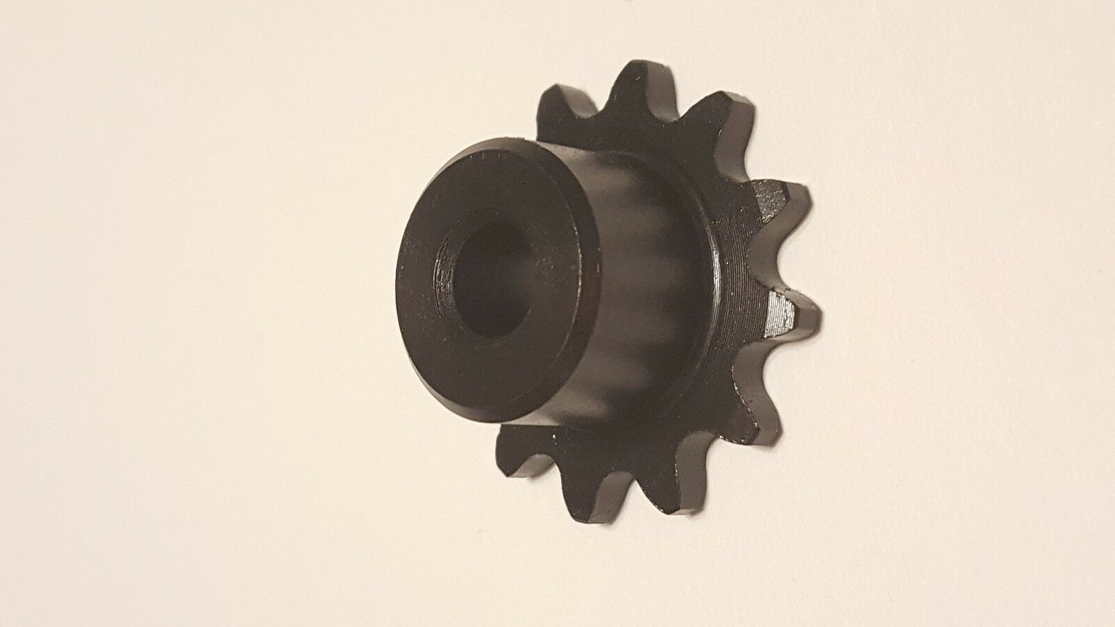 TSUBAKI 25B12 Sprocket, Plain, #25, OD 1.083 In Plain Bore Roller Chain ... - $9.89