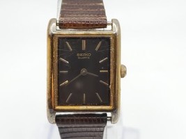 Vintage Seiko Rectangle Quartz Watch Womens New Battery Gold Tone  17mm - $24.75