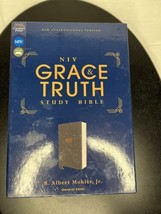 NIV, The Grace and Truth Study Bible (Trustworthy and Practical Insights) - £11.09 GBP