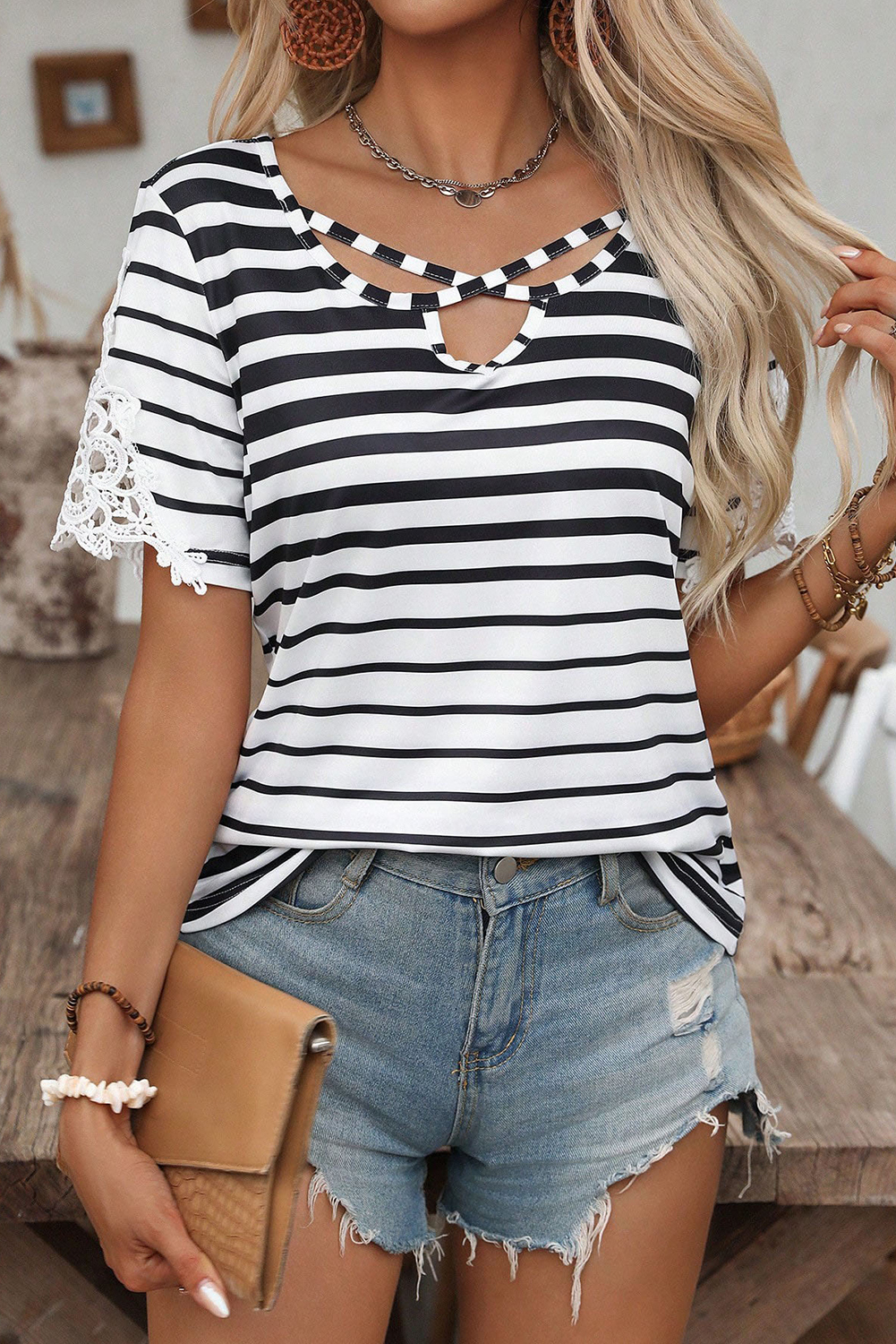 Black Stripe Criss Cross V Neck Lace Patchwork Sleeve T Shirt - $15.69