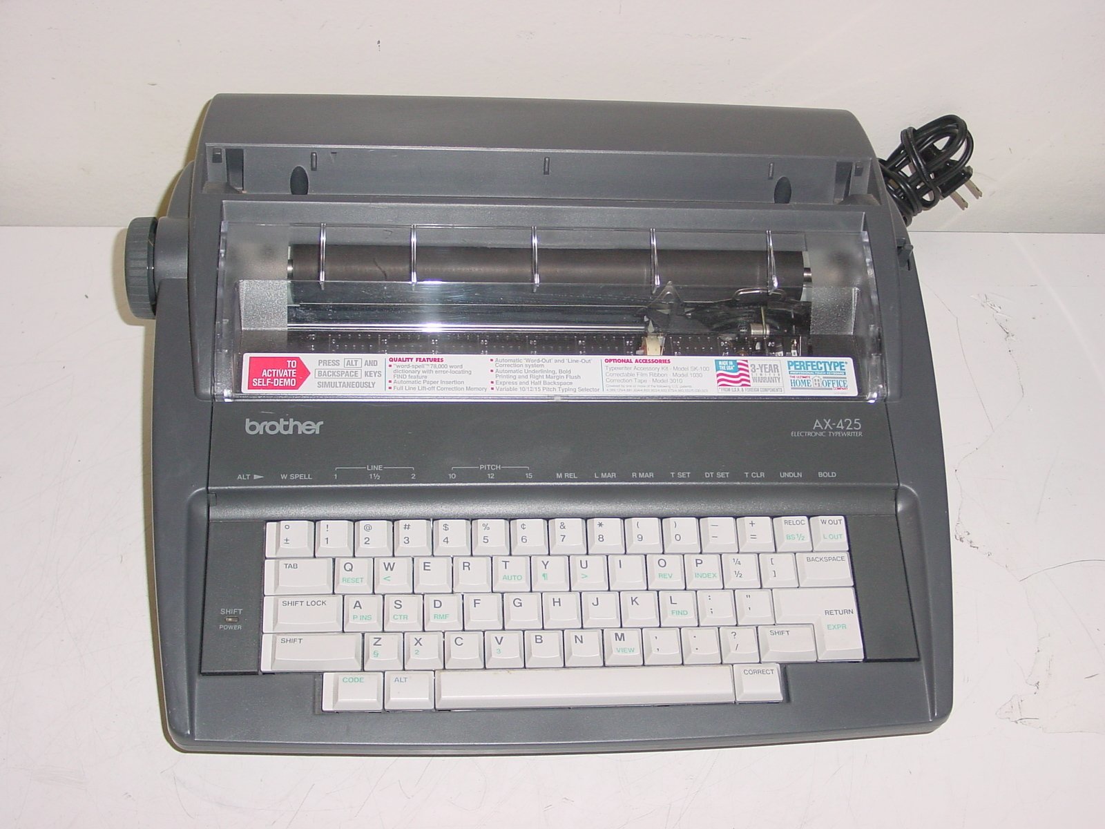 BROTHER AX-425 U1 ELECTRONIC TYPEWRITER - $277.20