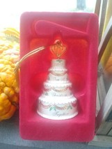 LENOX Porcelain 2010 Our 1st Christmas Together Wedding Cake Ornament - £9.58 GBP