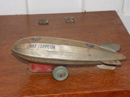 Vintage Tin Graf Zepplin Pull Toy - €151,96 EUR