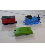 Thomas Train - 3 pieces - Engine 4&quot;  not motorized - £6.45 GBP