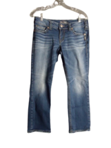 Silver Suki Mid Rise Capri Jeans Medium Wash Distressed Denim Size W29 - $17.82