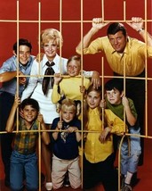 The Brady Bunch 1970 Carol &amp; Mike with their kids family pose 8x10 inch photo - £7.76 GBP