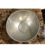 Vtg 9 1/2&quot; Diameter Aluminum Footed Strainer Colander 7 Diamonds Pattern... - $26.86 CAD
