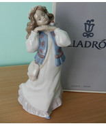 NEW IN BOX $495 LLADRO #6401 DREAMS OF SUMMER PAST GIRL W/FLOWERS IN HAI... - €196,31 EUR