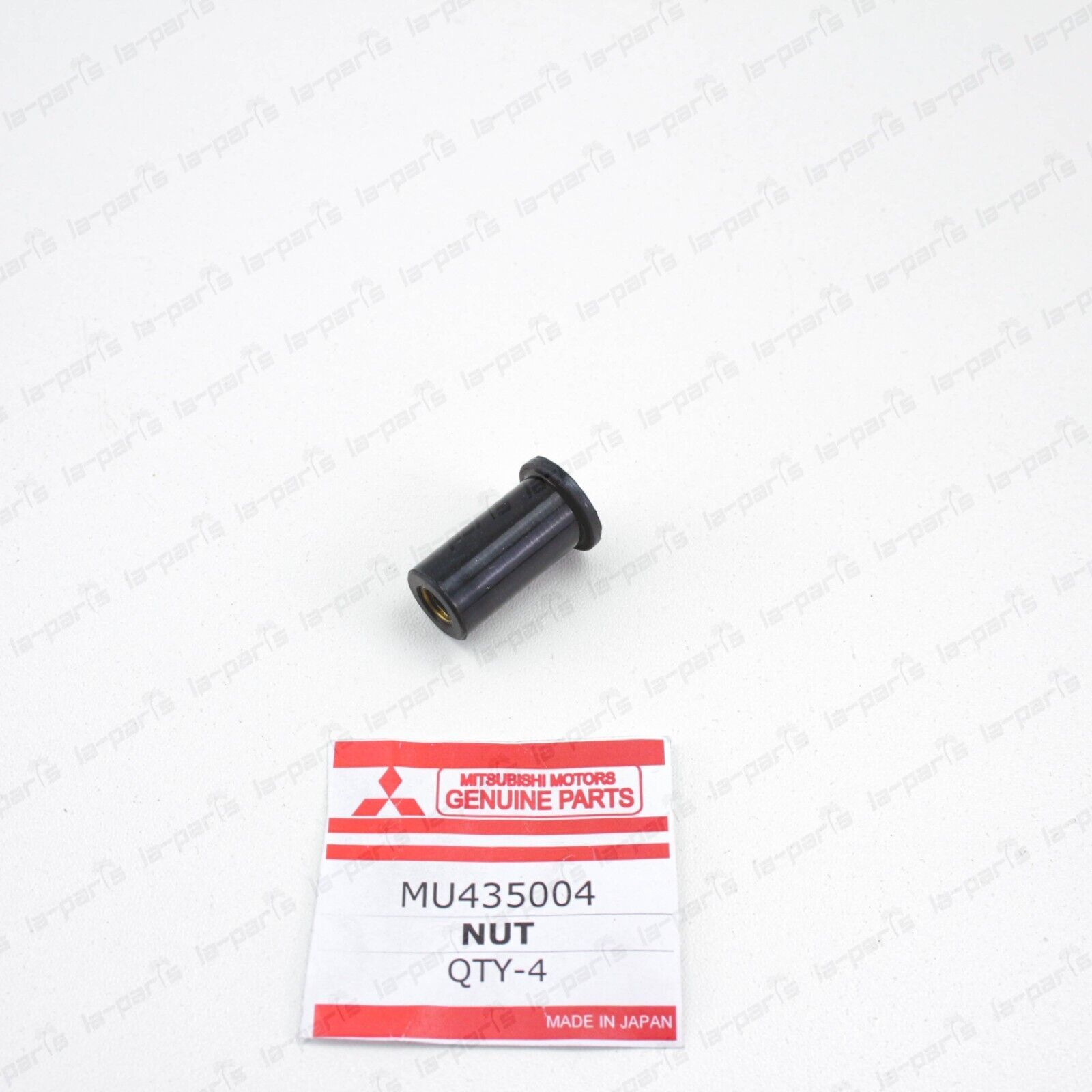 New Genuine Mitsubishi License Bracket Retainer Nut MU435004 - $8.96