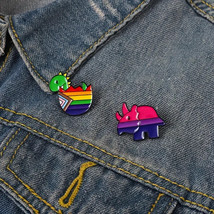 Pride Rainbow Pin Show Your Support!! - $52.00 MXN