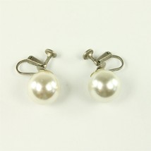 ✅ Vintage Pair Jewelry Clip On Earrings Large Faux Pearl Silver MCM Stud - £5.68 GBP