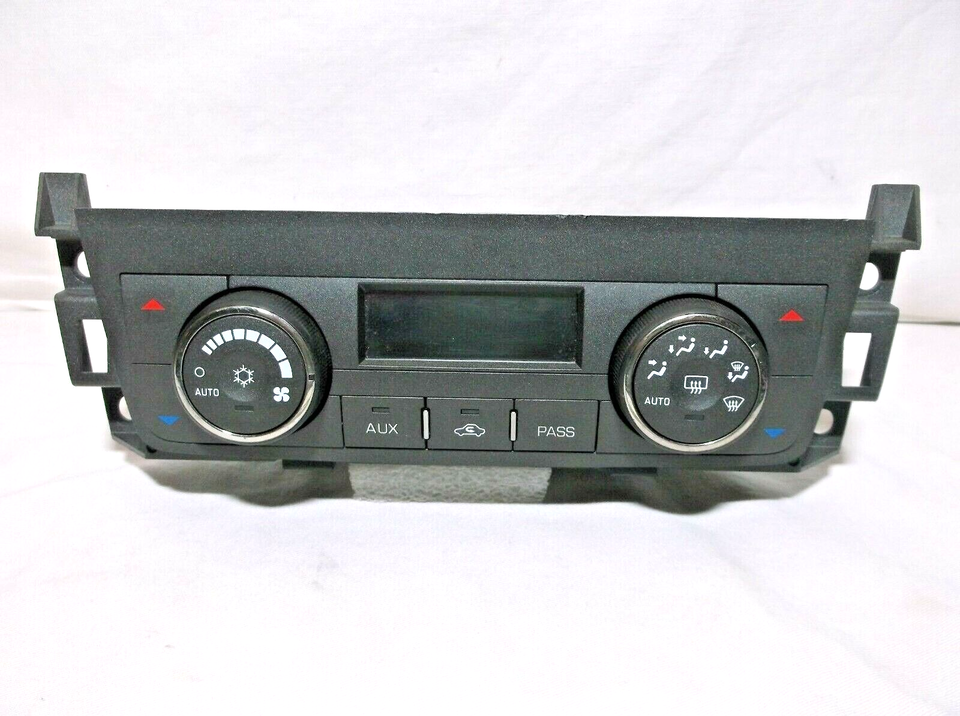 06-07-08-09-10  CADILLAC DTS/OPT CJ4 /  TEMPERATURE/ CLIMATE/ CONTROLS/ - $3.40