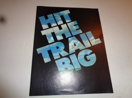Triumph Original Sales Brochure &quot;Hit the Trail Big&quot; 1971 Blazer 250/250SS - $225.18 MXN