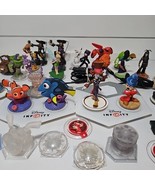 Disney Infinity  Lot of 47 Pcs  Pixar  Disney Animation And 2 Bases Portals - €41,82 EUR