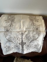 Lot of Ecru Very Detailed Embroidered Floral Cotton/Linen Table Runner &amp; Matchin - £29.88 GBP