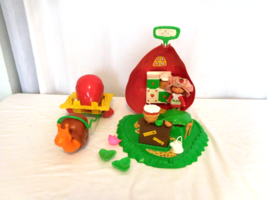 1980 Strawberry Shortcake Berry Bake Shop Carry Case Playset  +  Snail Cart  - $59.40