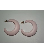 Vintage new old stock 70&#39;s light pink plastic hoop post earrings 1 1/4&quot; - £3.93 GBP