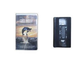 Free Willy (VHS, 1993, Clamshell) - £4.28 GBP