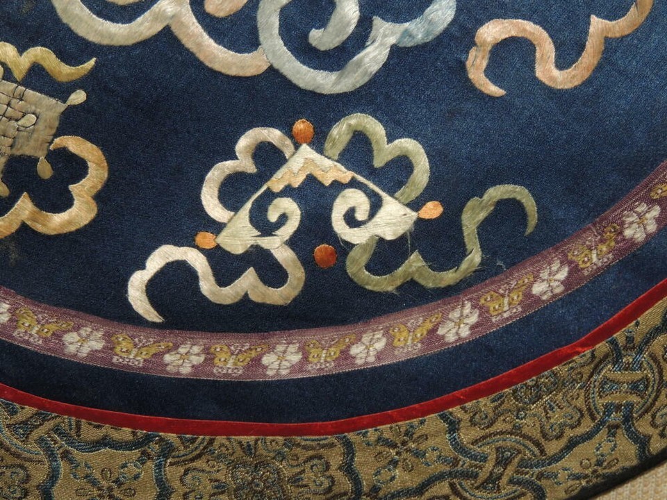 Antique Chinese Silk Embroidery 15" Panel Tapestry round boy lotus dragonfly Item image 9