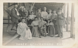 Trois Générations Russians-Some Bicyclettes &amp; Musique Instruments ~1910s... - $14.67