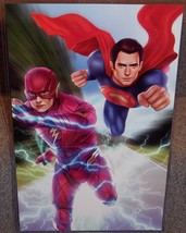 Justice League Superman vs Flash Glossy Art Print 11 x 17 In Hard Plastic Sleeve - £19.98 GBP