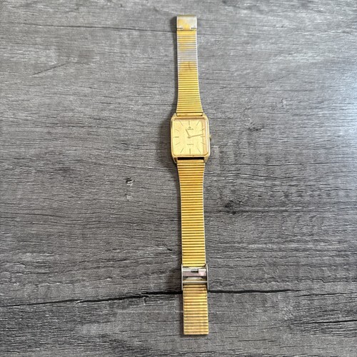 Lotus Watch Womens Gold Tone Tank Square Y130-5010  Item image 2