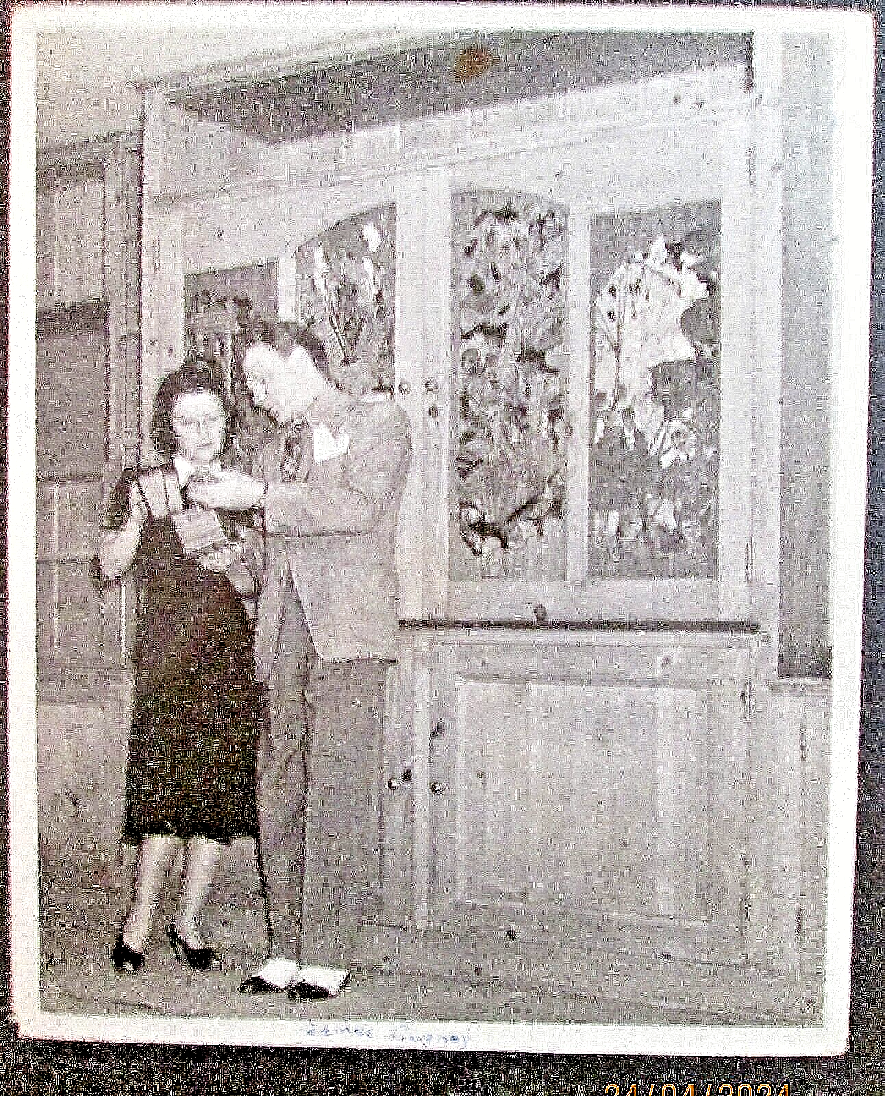 Full-size item image