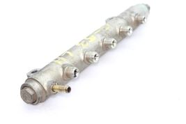 Fuel Injection Fuel Rail Driver LH LLY 6.6L Fits 04-05 SIERRA 2500 PICKUP 76266 image 7