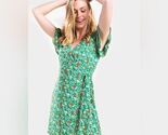 EUC Francesca's Mi Ami Green Floral Wrap Dress Size S - $14.25