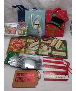 Small Lot Of Christmas Gift Bags And Christmas Tags - €8,90 EUR