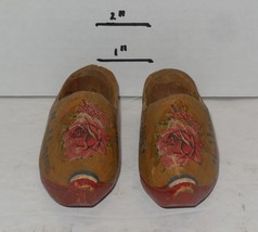 1944 Mini Miniature Dutch Clogs Wooden Shoes Holland Handpainted 2.75&quot; - £19.68 GBP