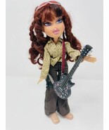 Bratz Twinz Phoebe Doll Redressed w/ Guitar Red Hair - $931.84 MXN