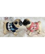 Kissing Ceramic Magnetic Pug Dogs in Argyle Sweaters Salt &amp; Pepper Shakers - €14,37 EUR