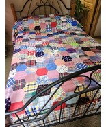 Vintage Feedsack Hexagon Quilt Top Colorful 1950s Feedsack &amp; Novelty Fab... - £74.69 GBP