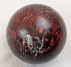 Unbranded Candlepin Bowling Ball 4.5” Red Black &amp; White Swirl 2 lb 4.4 oz - $277.82 MXN