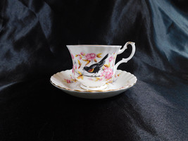 Royal Albert Footed Teacup and Saucer in Redwing # 22839 - £19.42 GBP