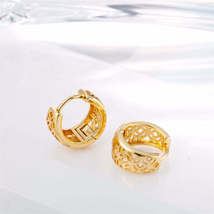 18K Gold-Plated Openwork Huggie Earrings - £7.81 GBP