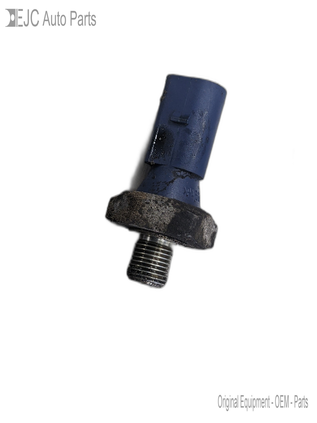 Engine Oil Pressure Sensor For 09-12 Audi A4 Quattro  2.0 261545051 CAEB - $19.75