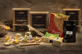 Andy Anand Gift Box with Honey, Pistachios Spread, Halva, Nuts &amp; Cracker... - £19.22 GBP