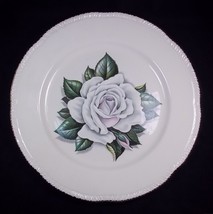 White Rose Homer Laughlin  Rythm dinner plate 10 in - £7.94 GBP