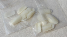 Huge Lot 200 Packs /20 Per Pack (4000 Total) White False Artificial Fake Nails - £74.68 GBP