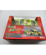 REVELL NASCAR PRO FINISH 1:24 model kit 9 Cartoon Network #85-1315 SEALE... - $29.69