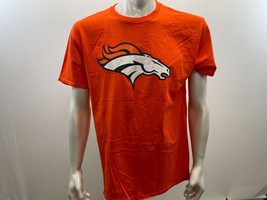 Denver Broncos NFL Men's Logo T Shirt Size Large Orange Cotton Graphic Crew Tee - $9.89