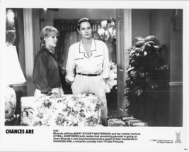 Chances Are 1989 original 8x10 photo Mary Stuart Masterson &amp; Cybill Shepherd - £15.98 GBP