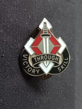 US Army Maneuver Support Center CB 22M DUI DI Insignia Crest Pin - £5.14 GBP