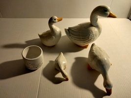 Vintage Ceramic White Ducks W/ A Duck Cup - £50.84 GBP