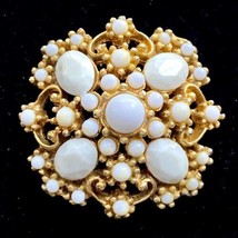 Vintage White Balls &amp; Faceted Beads Antique Gold Tone Pin Brooch Jewelry 1.25” - £14.98 GBP