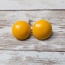 Vintage Clip On Earrings - Amber Tone of Yellow Domed Circle 3/4&quot; Retro - £11.01 GBP